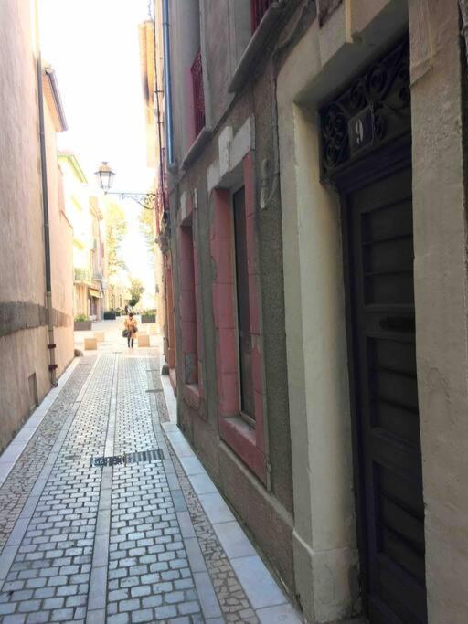 Jolie Studio Dans Le Centre Historique De Narbonne Appartamento Esterno foto